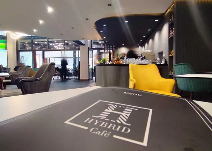 3 Bedroom Luxury Apartment With Premium Amenities For Larger Families